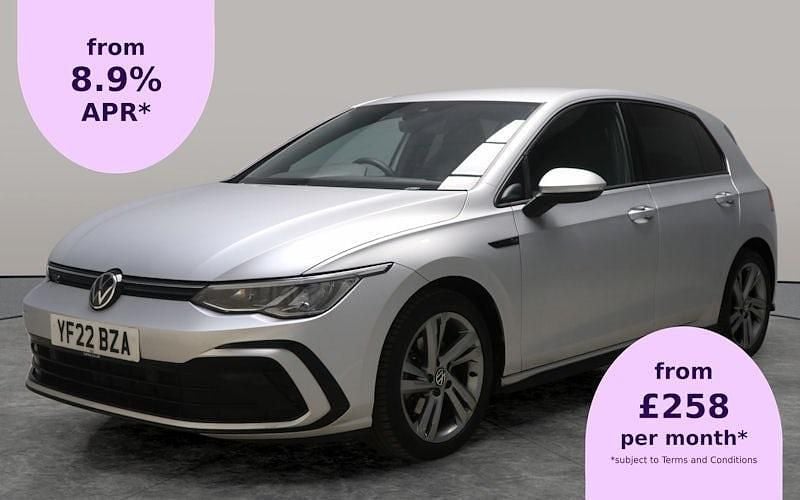 Used 2024 VW Golf VIII R-line Hatchback | £18,526 (Good price) - Image 1/2