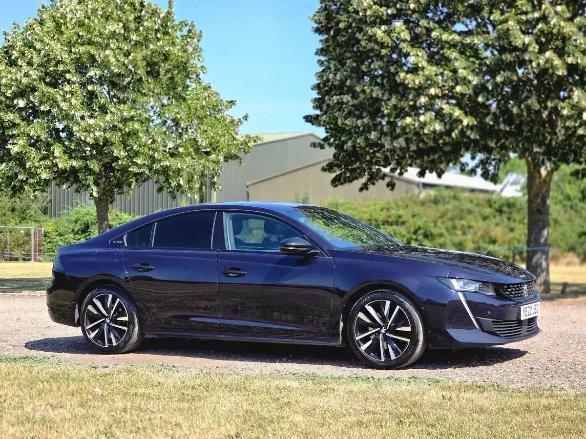 Used Peugeot 508 Premium 360 HP (264 kW) 2022 Blue Hatchback
