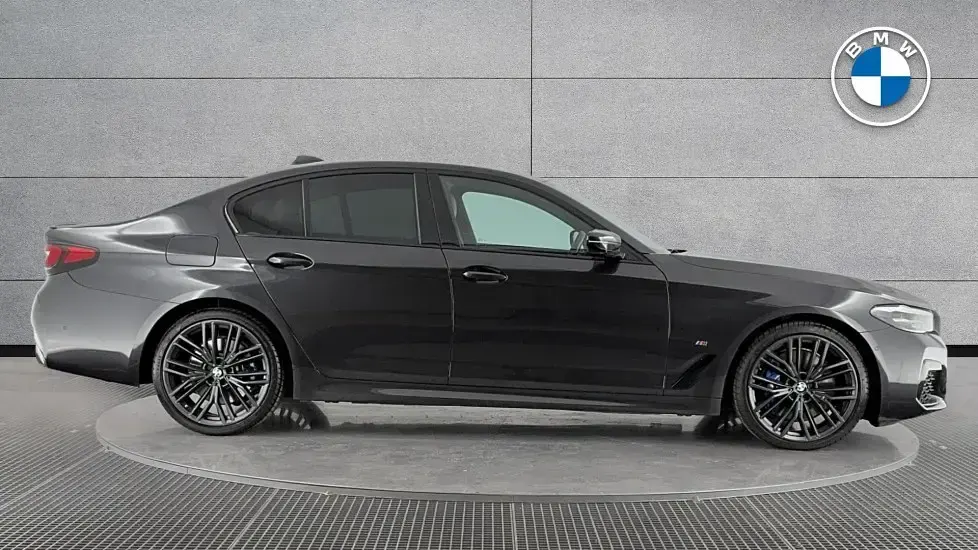 Used BMW 530 M Sport 282 HP (207 kW) 2022 Grey