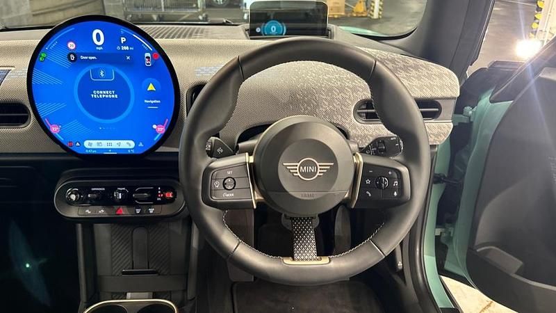 Usado Mini Cooper S Hatch 201 HP (147 kW) 2024 Verde Citadino