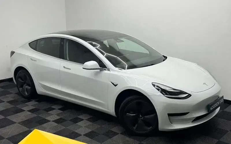 Used Tesla Model 3 Standard Range 239 kW (325 HP) 2020 Sedan