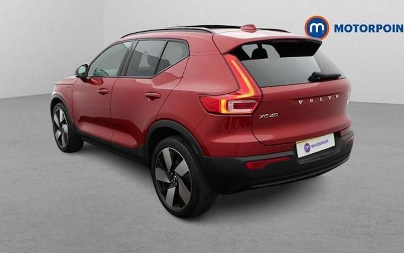 Used Volvo XC40 Ultimate 262 HP (192 kW) 2023 Red SUV