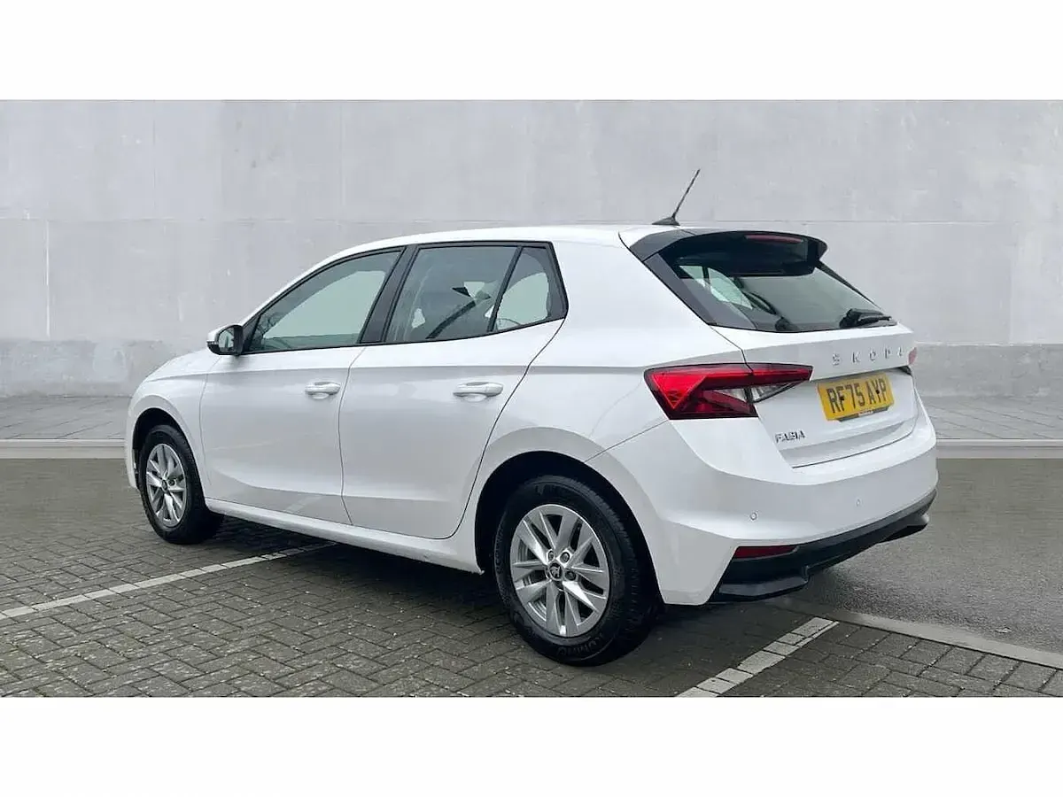 Ny Skoda Fabia SE 116 HK (85 kW) 2025 Vit Halvkombi
