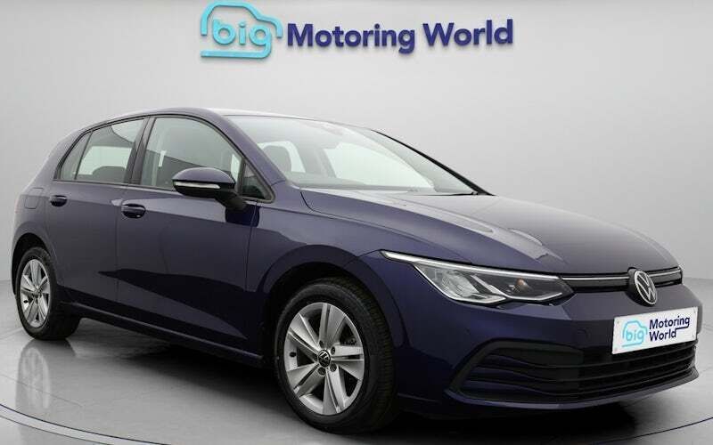 Used 2024 VW Golf VIII Life Hatchback | £14,200 (Super price) - Image 1/4
