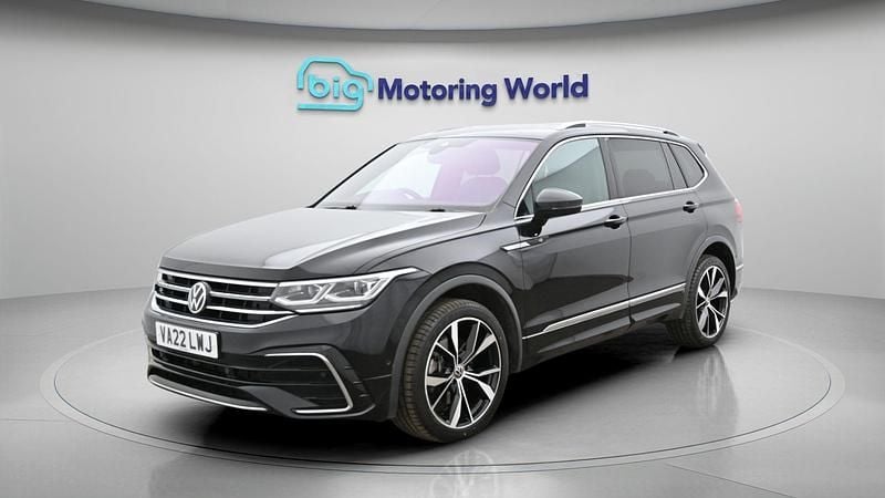 Used VW Tiguan Allspace R-line 188 HP (138 kW) 2022 Black SUV