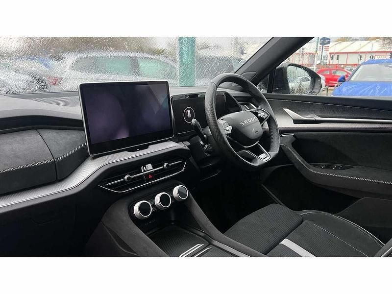 Used Skoda Kodiaq SportLine 150 HP (110 kW) 2025 Silver SUV