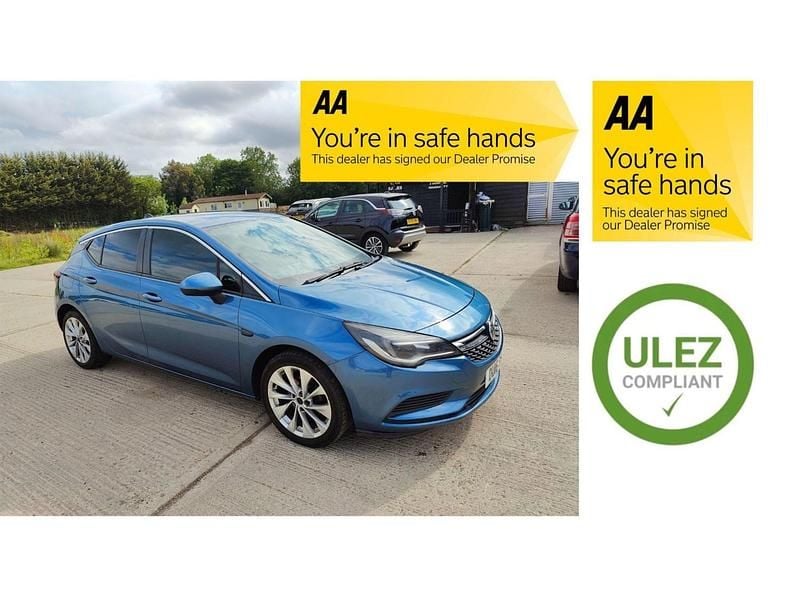 Blue Used 2016 Vauxhall Astra Design Edition Hatchback | £4,699 (Fair price) - Image 1/4