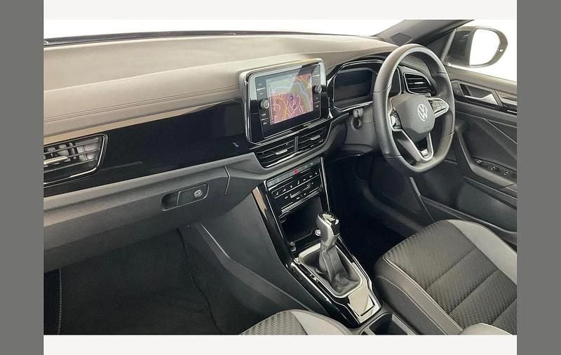 Used VW T-Roc Cabriolet R-line 150 HP (110 kW) 2023 Kings red Cabriolet