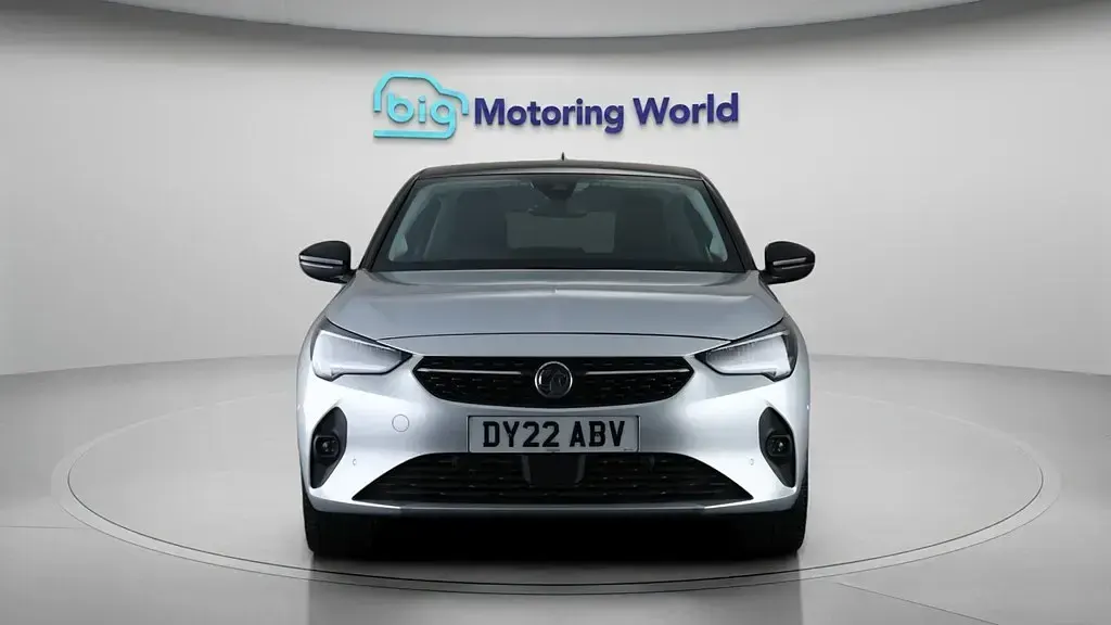 Używany Vauxhall Corsa Edition 100 KM (73 kW) 2022 Szary Hatchback