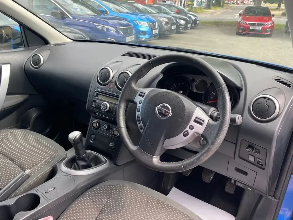 Used Nissan Qashqai Acenta 114 HP (83 kW) 2008 Blue SUV