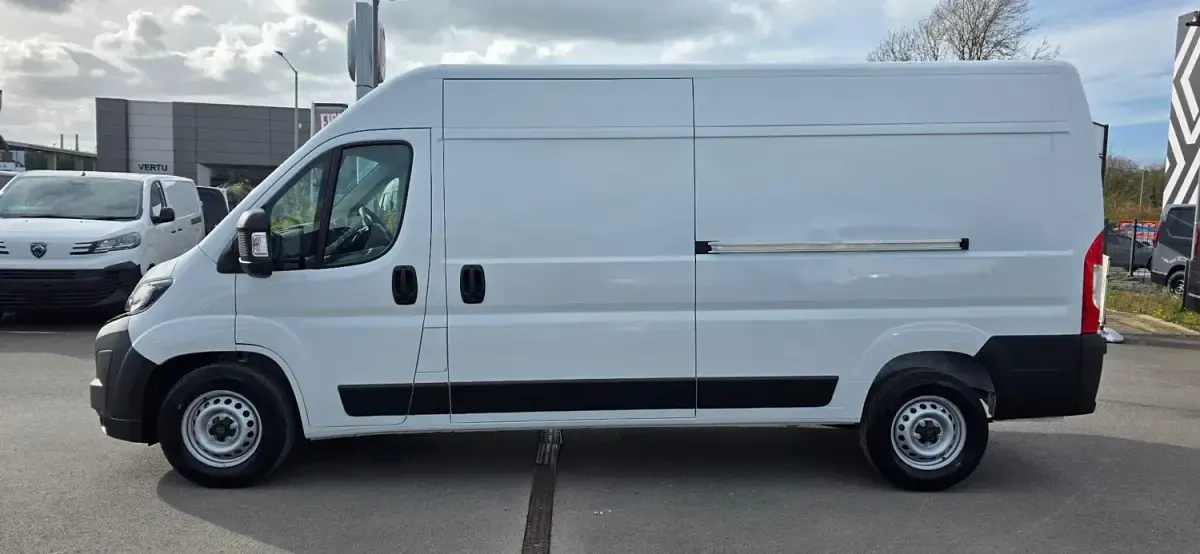 Neu Peugeot Boxer S 138 PS (101 kW) 2026 Weiß Van
