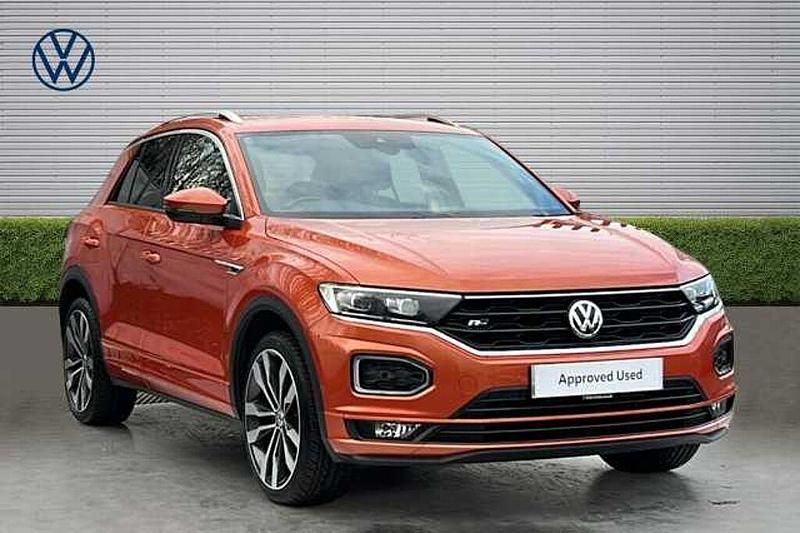 Used VW T-Roc R-line 150 HP (110 kW) 2020 Energetic orange metallic SUV