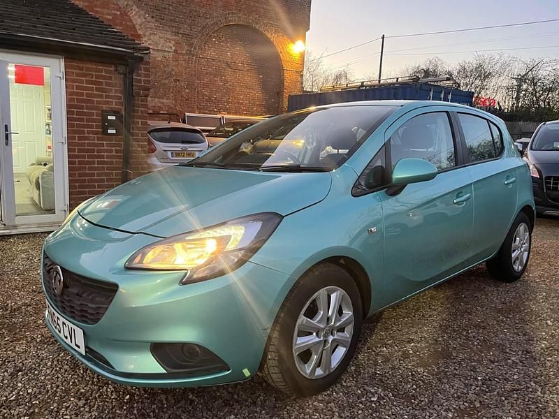 Used Vauxhall Corsa Design Edition 2015 Green Hatchback