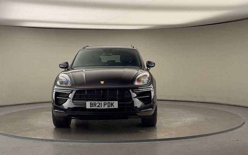 Used Porsche Macan Turbo 441 HP (324 kW) 2020 Jet black SUV