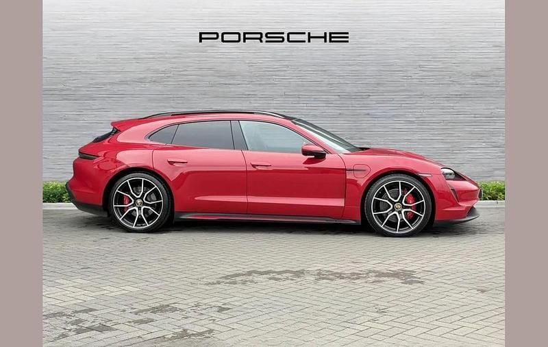 Used Porsche Taycan 419 kW (571 HP) 2024 Red Estate