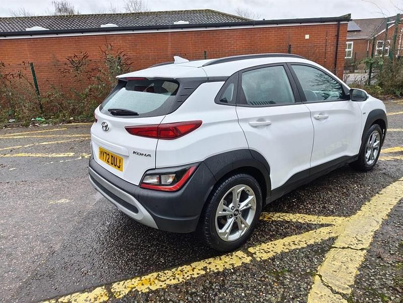 Used Hyundai Kona SE 2022 White SUV