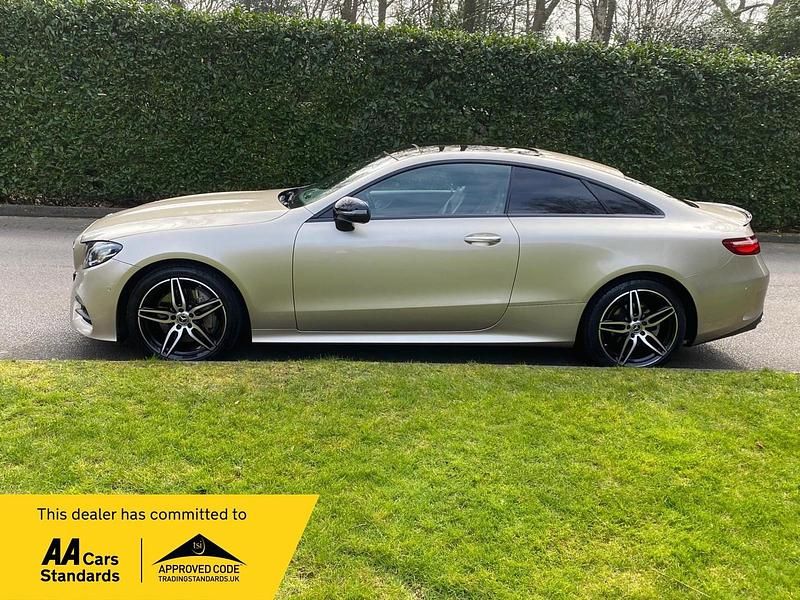Used Mercedes E220 AMG Line Premium 194 HP (142 kW) 2018 Silver Coupe