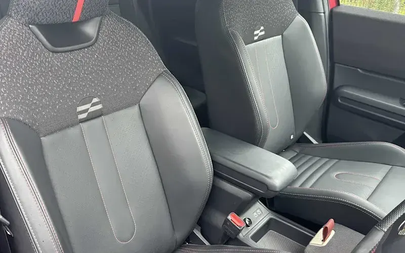 Used Mini John Cooper Works Countryman 300 HP (220 kW) 2024 Red SUV