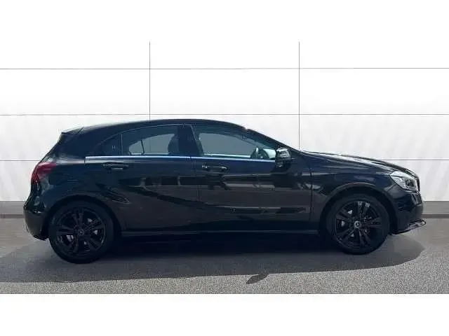 Used Mercedes A180 Premium 109 HP (80 kW) 2017 Black Hatchback