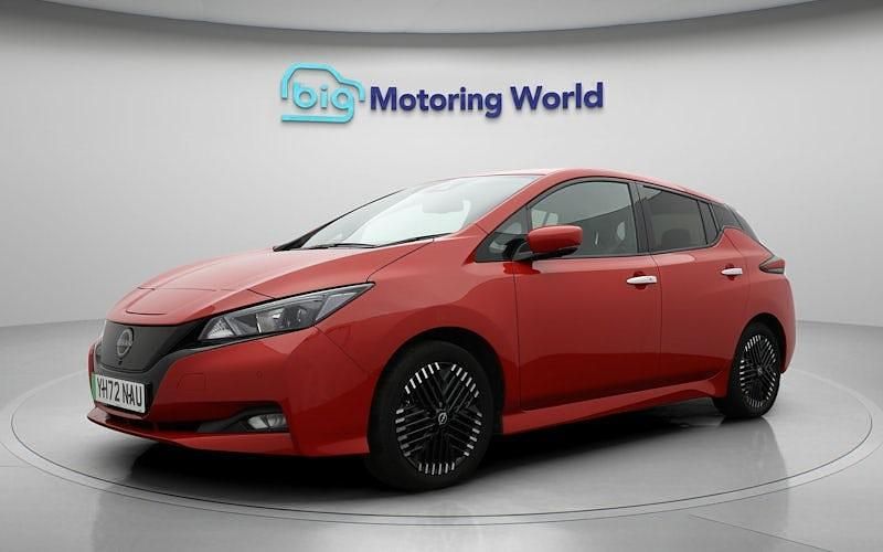 Used Nissan Leaf N-Connecta 110 kW (150 HP) 2025 Hatchback