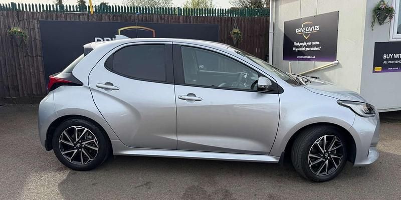 Used Toyota Yaris Hybrid Design 2022 Silver Hatchback