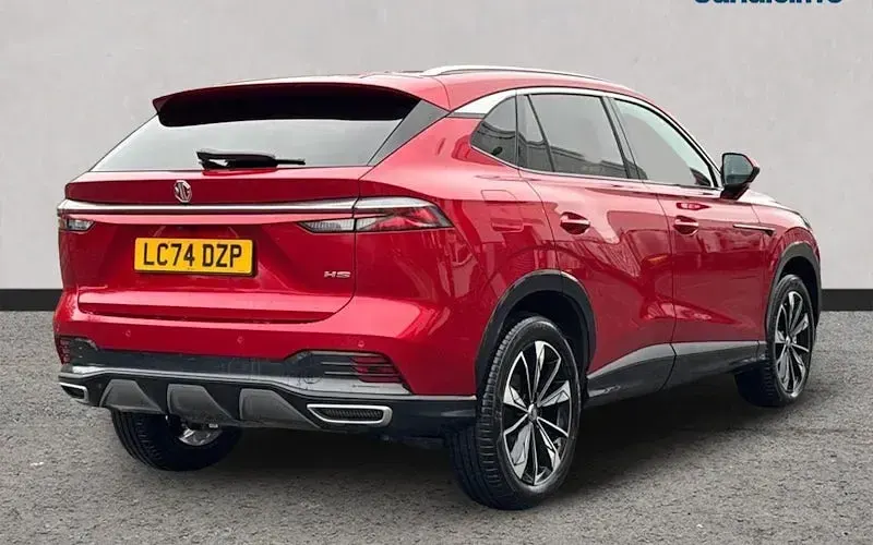 Used MG HS Trophy 170 HP (125 kW) 2024 Tri coat  dynamic red SUV