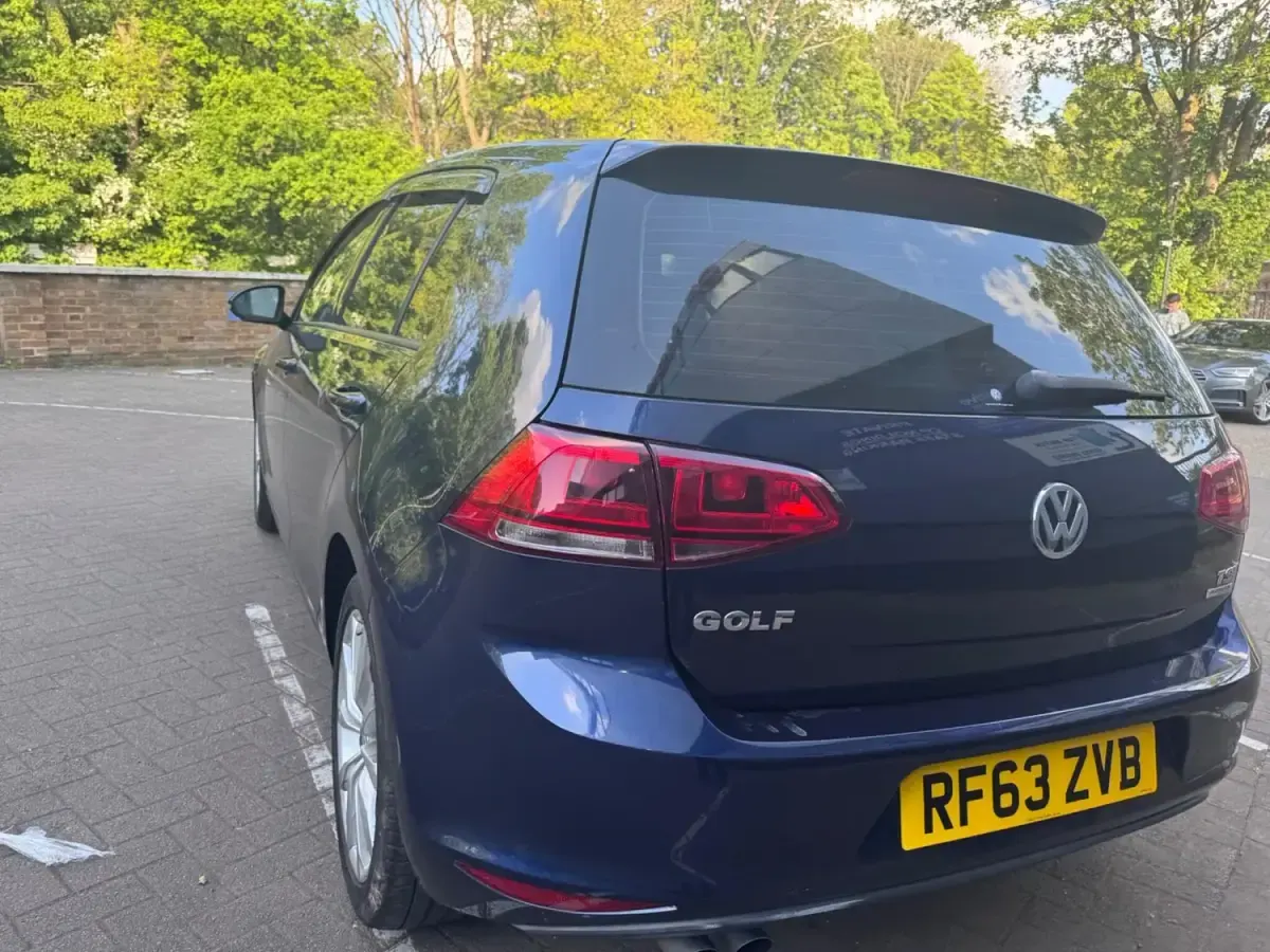 Second-hand VW Golf VIII Edition 2026 Albastru Hatchback