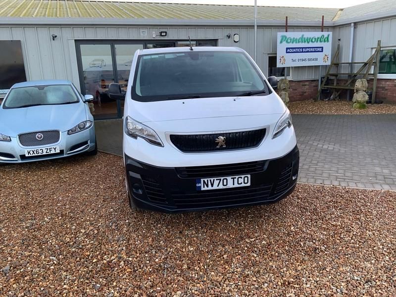 Used Peugeot Expert 2021 White Van