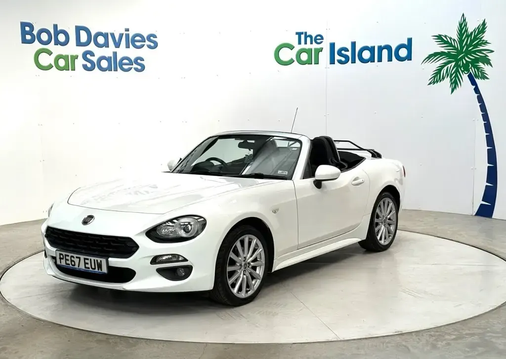 Used Fiat 124 Spider Lusso 140 HP (102 kW) 2017 White Cabriolet