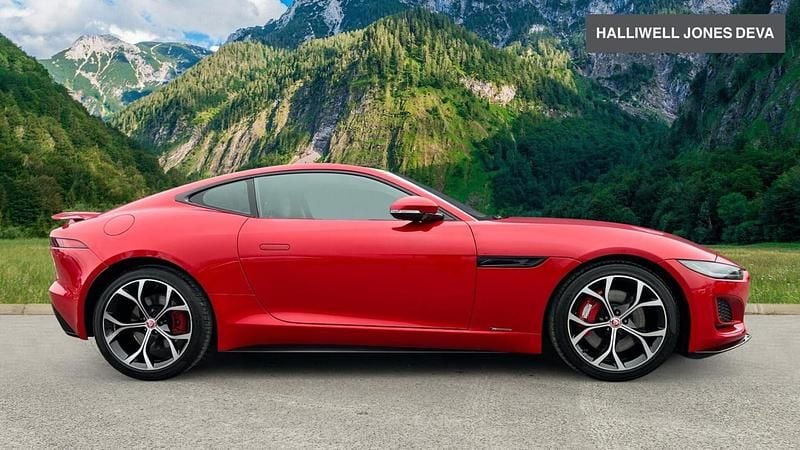 Used Jaguar F-Type R-Dynamic 300 HP (220 kW) 2022 Red Coupe