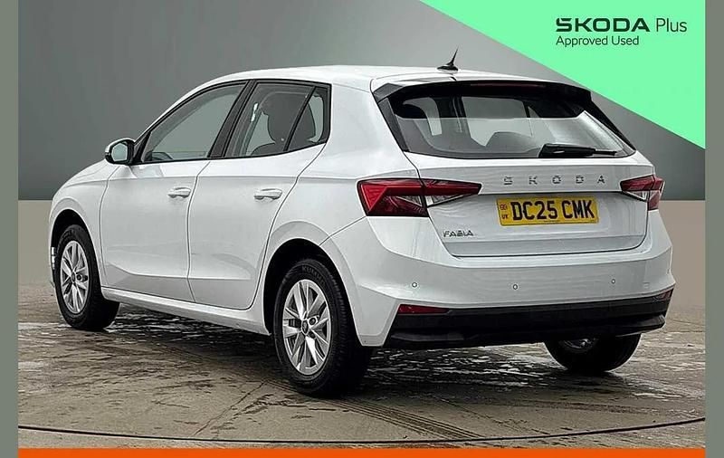 Used Skoda Fabia SE 94 HP (69 kW) 2025 Moon white metallic Hatchback