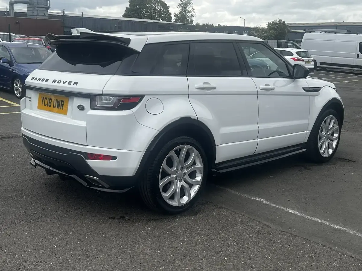 Used Land Rover Range Rover evoque HSE Dynamic 2018 White SUV