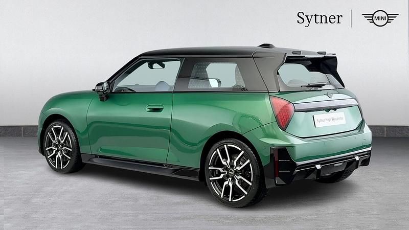 New Mini Cooper Hatch 133 kW (181 HP) 2025 Green Hatchback