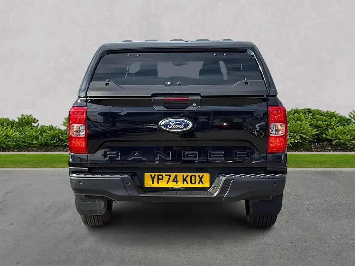 Used Ford Ranger XL 170 HP (125 kW) 2024 Black Pickup