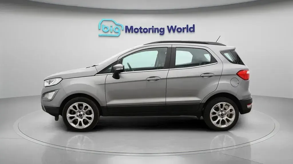 Usado Ford Ecosport Titanium 125 HP (91 kW) 2023 Prateado SUV