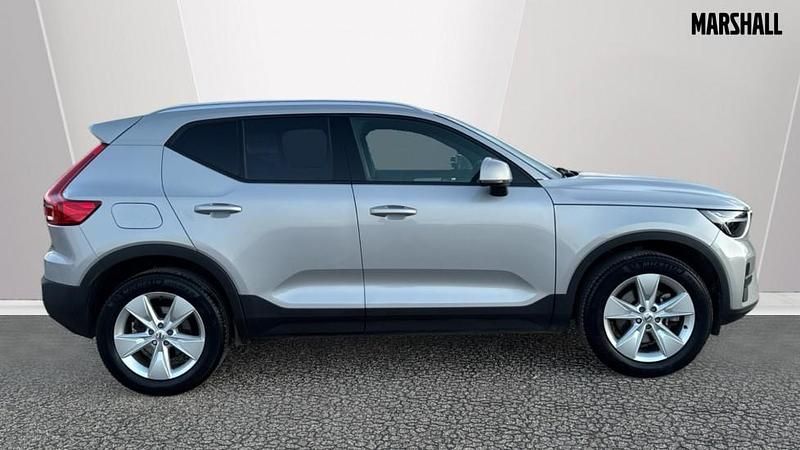 Used Volvo XC40 Core 163 HP (119 kW) 2025 Silver SUV
