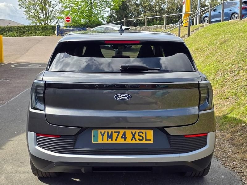 Usado Ford Explorer Premium 210 kW (286 HP) 2024 Cinzento SUV