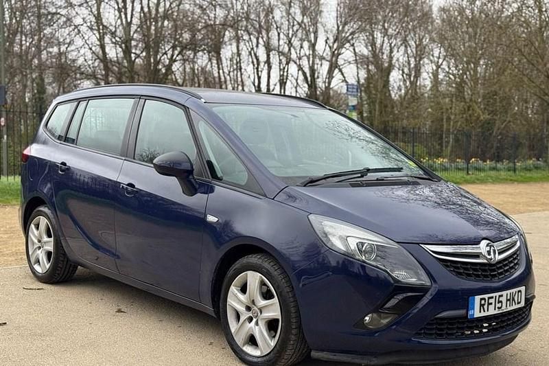 Used Vauxhall Zafira Tourer 140 HP (102 kW) 2015 MPV