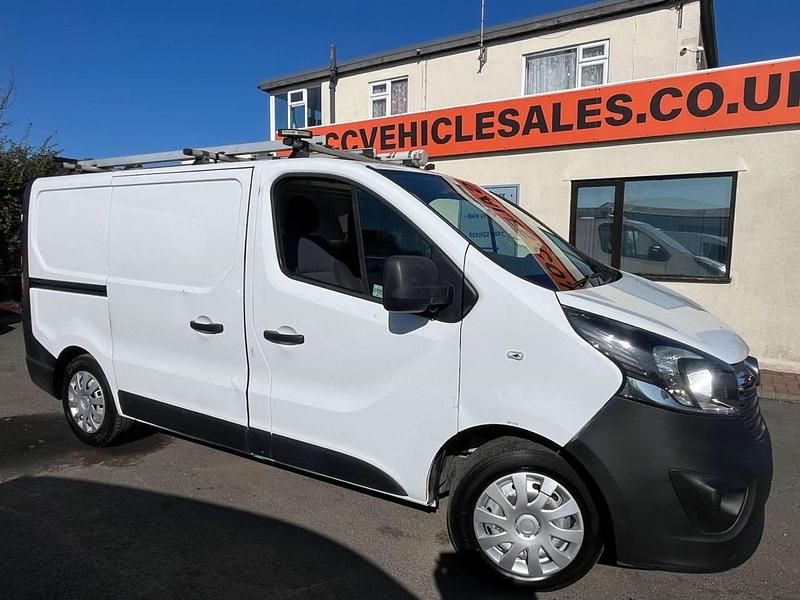 White Used 2018 Vauxhall Vivaro S Van | £7,495 (Super price) - Image 1/4