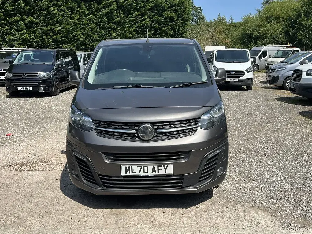 Used Vauxhall Vivaro Sportive 150 HP (110 kW) 2020 Grey MPV