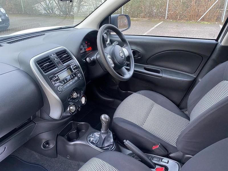 Used Nissan Micra 78 HP (57 kW) 2016 White Hatchback