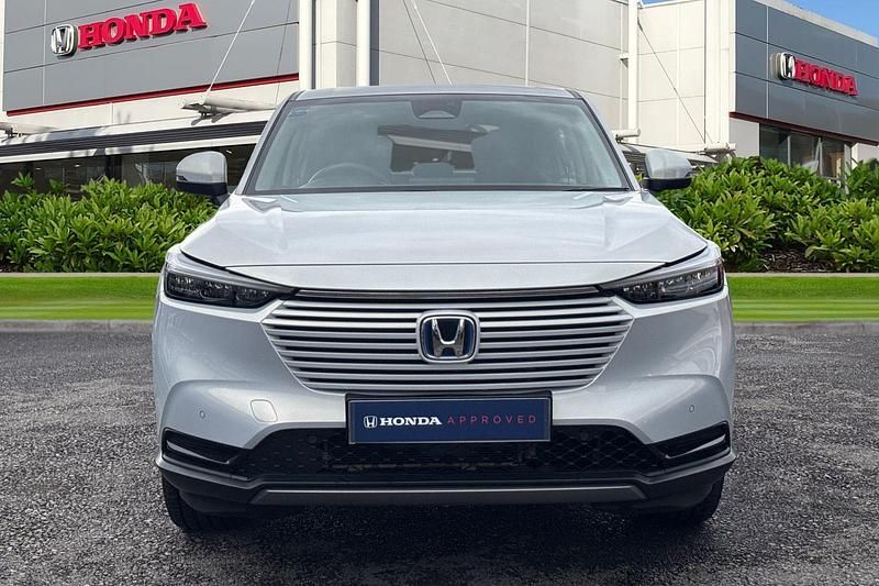 Used Honda HR-V Elegance 2023 White SUV