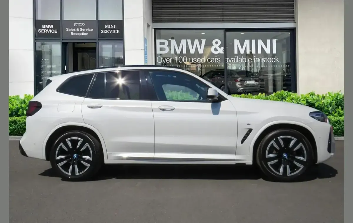 Used BMW iX3 M Sport 206 kW (281 HP) 2023 White SUV