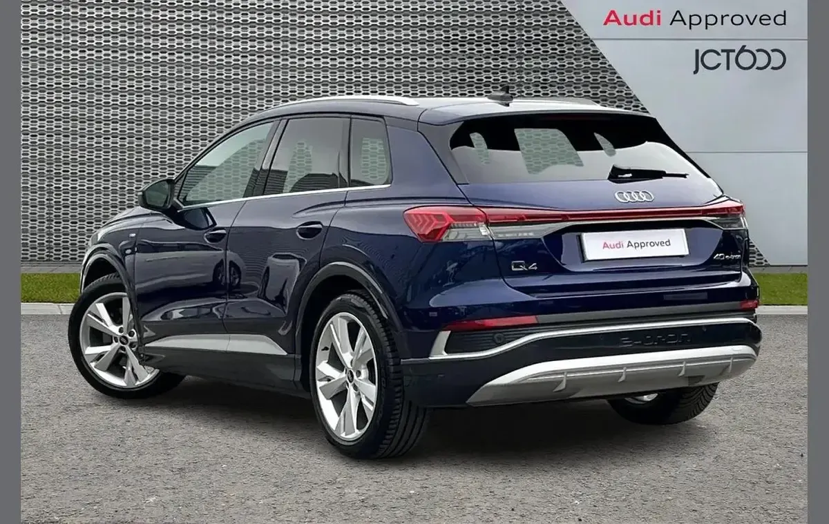 Used Audi Q4 e-tron S-Line 150 kW (204 HP) 2023 Blue SUV