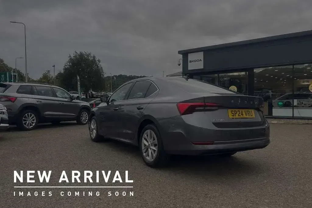 Used Skoda Octavia SE L 147 HP (108 kW) 2024 Graphite grey metallic Hatchback