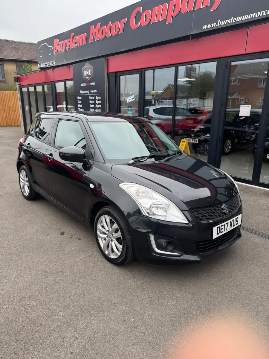 Begagnad Suzuki Swift SZ-L 2017 Svart Halvkombi