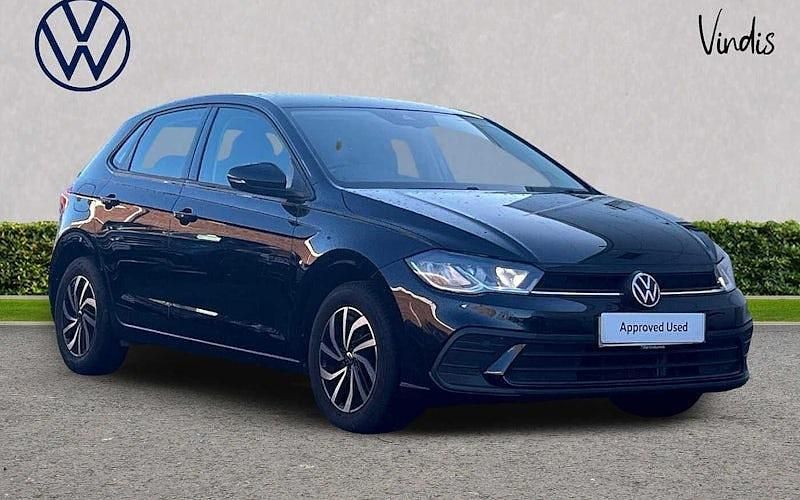 Used 2025 VW Polo Life Hatchback | £16,614 (Fair price) - Image 1/4