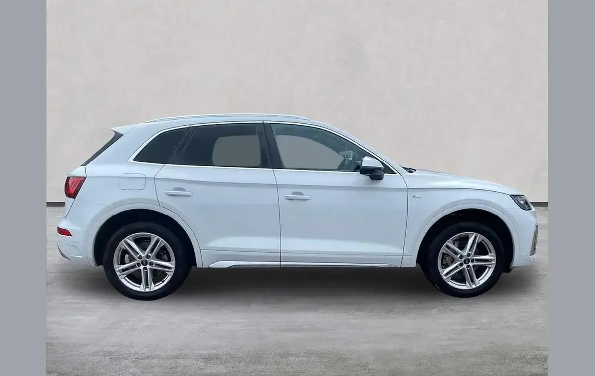 Used Audi Q5 S-Line 204 HP (150 kW) 2023 White SUV