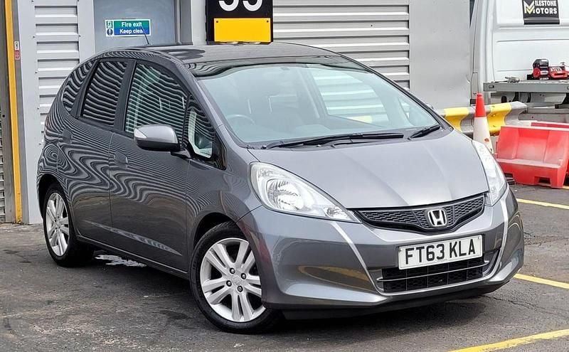 Grey Used 2013 Honda Jazz ES Hatchback | £4,499 (Good price) - Image 1/4