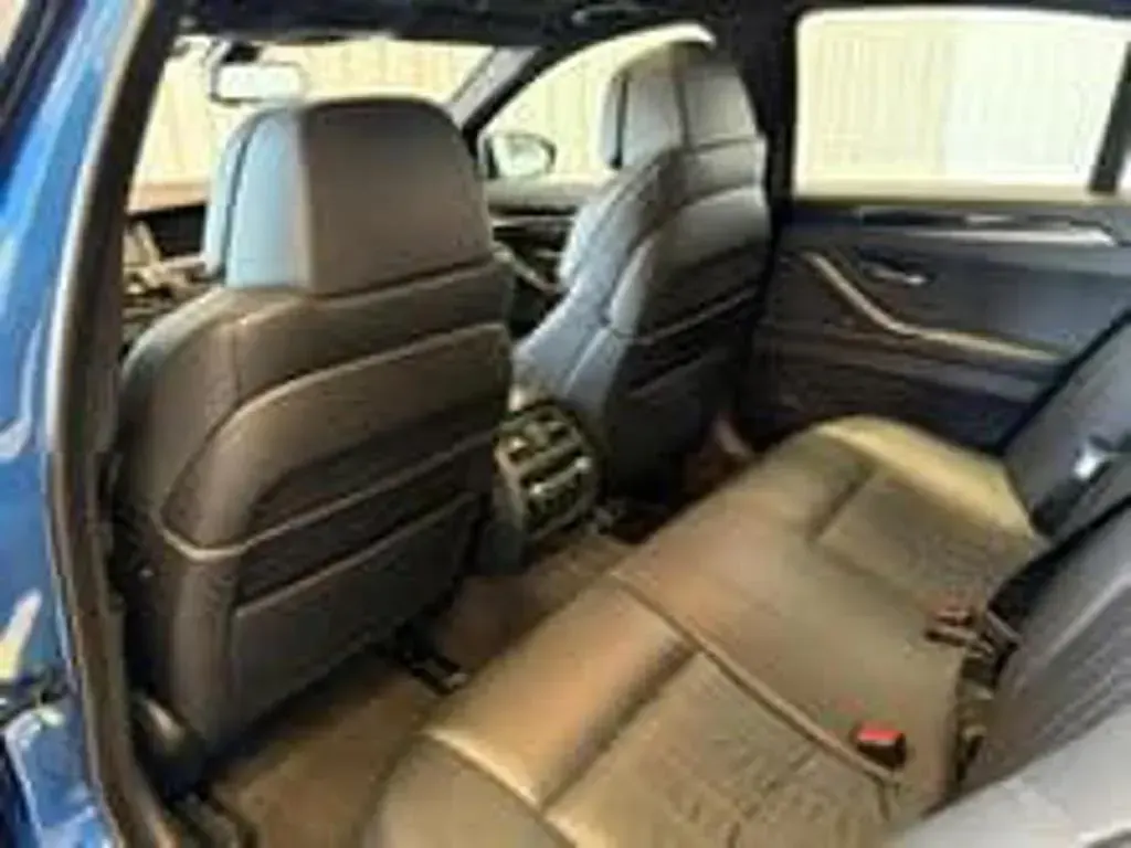 Used BMW M5 Comfort Edition 2013 Blue Sedan
